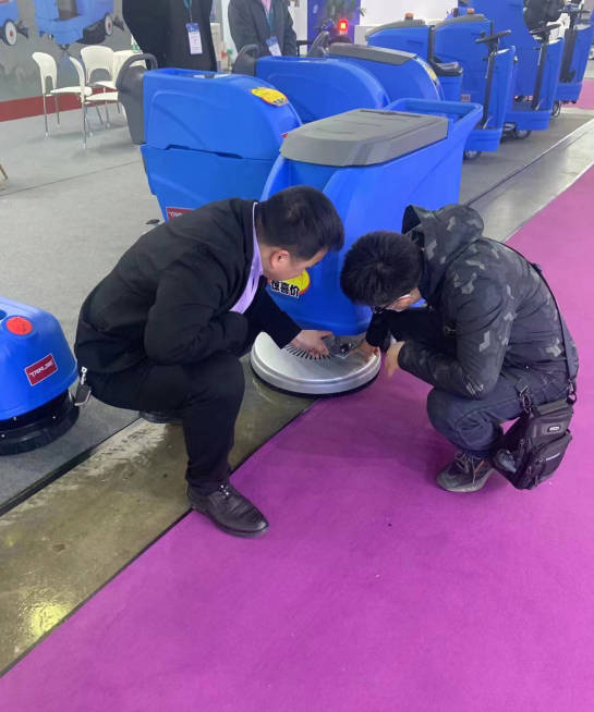 厦门小型电动洗地机是否适合用于环卫保洁